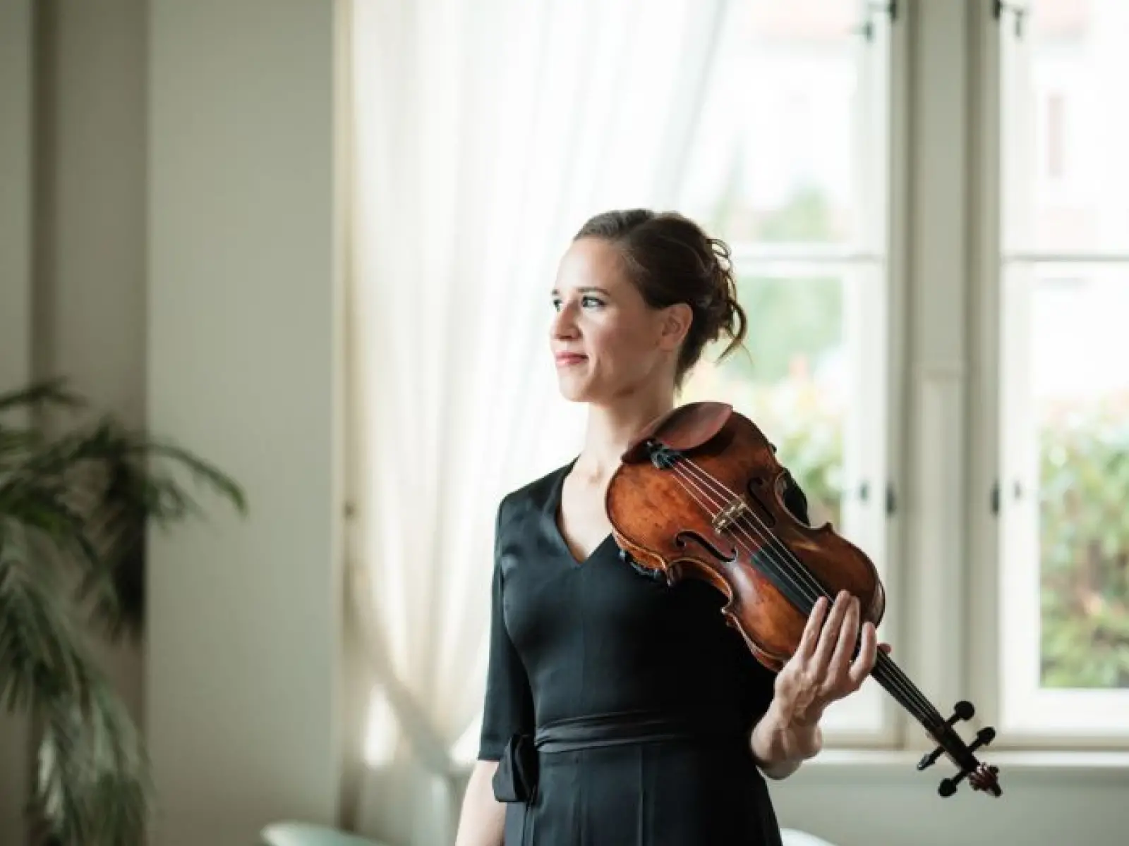 Király-Domány Bernadett - hegedű