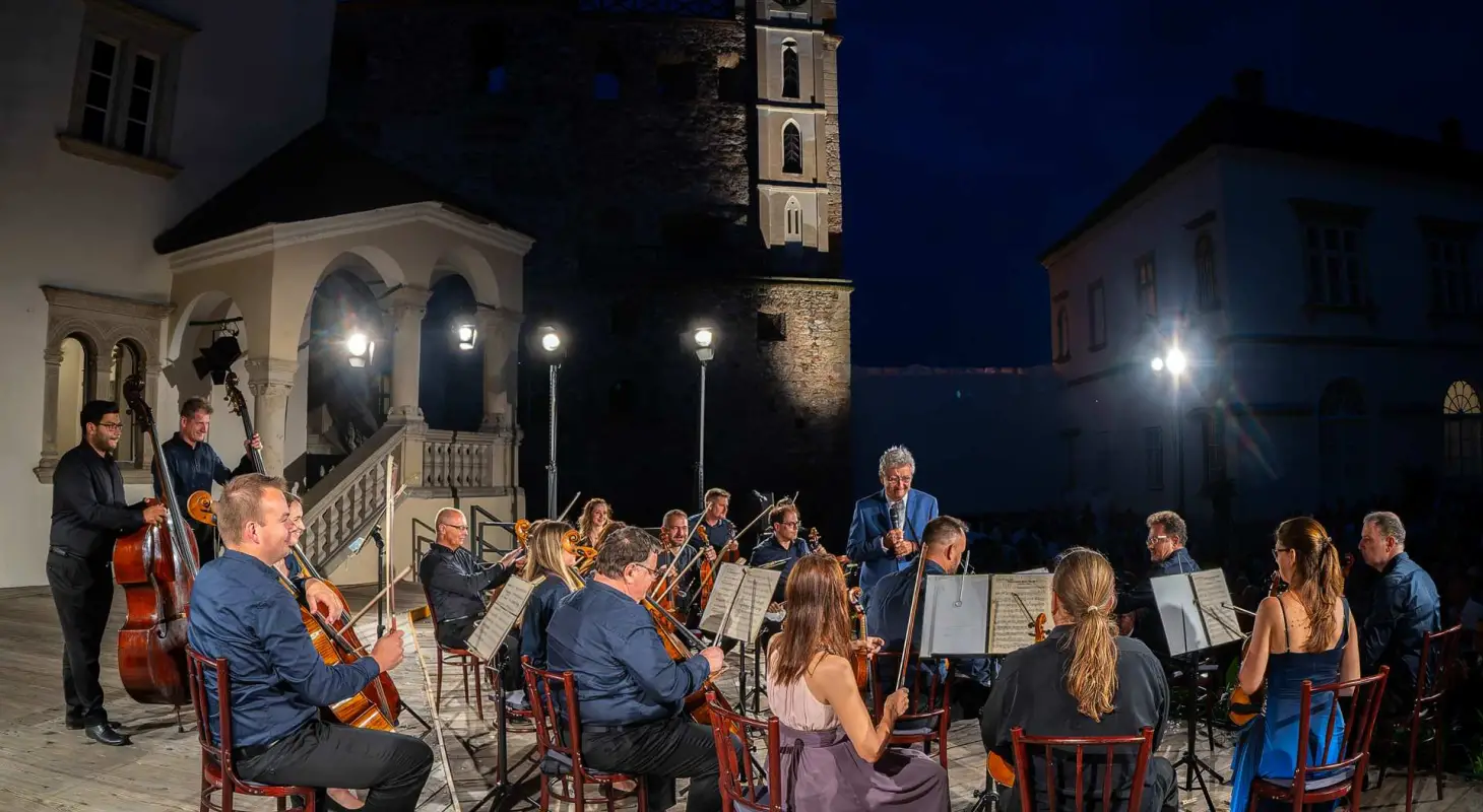 A Liszt Ferenc Kamarazenekar a Zempléni Fesztiválon