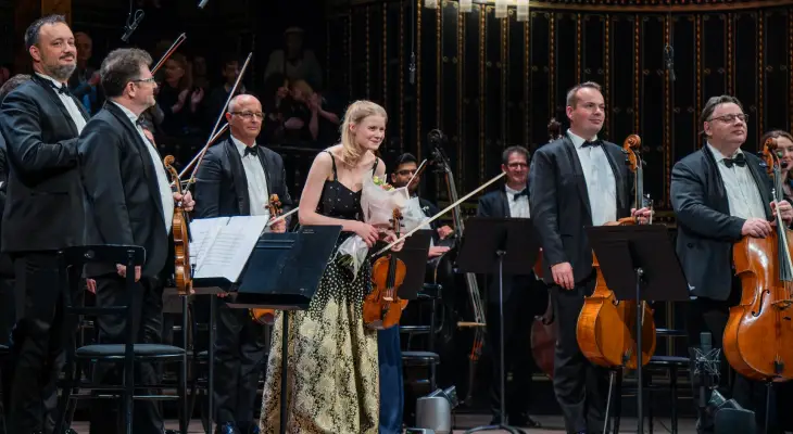 Thank you, Cosima – truly, the entire performance was dazzlingly beautiful!